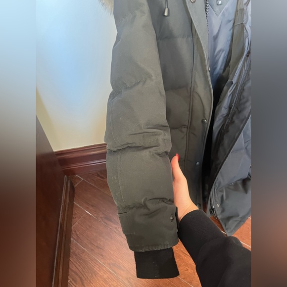 Canada Goose Shelburne Parka - Picture 9 of 15